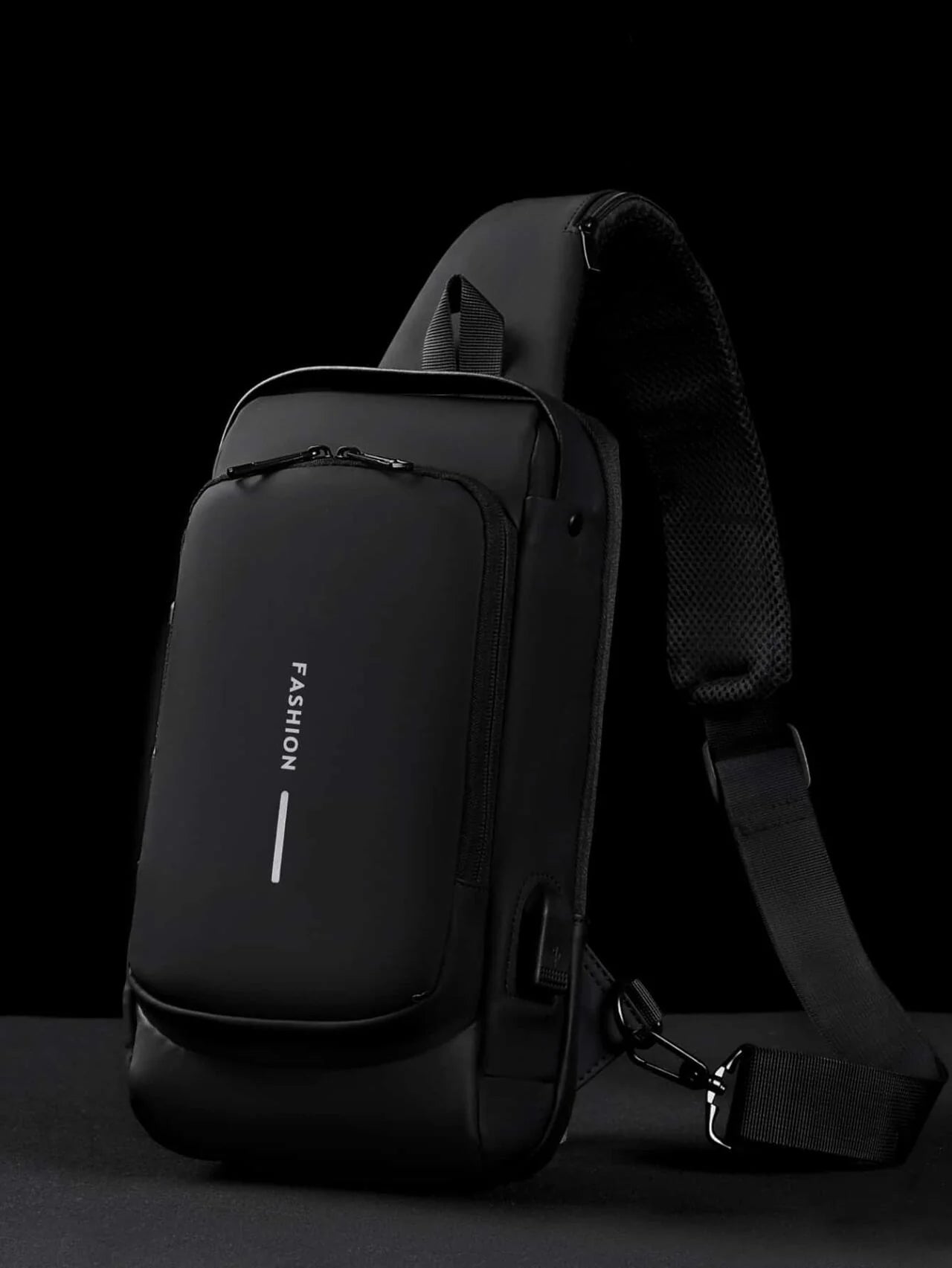 Impermeable, Seguro y con Estilo – El Bolso que Todo Hombre Necesita
